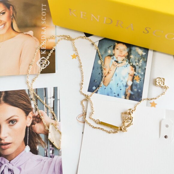 New Kendra Scott Kinsley Ivory Mother-of-Pearl Short Necklace Gold - Picture 4 of 4